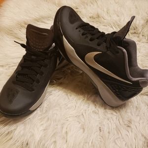 Nike Womens Black Flywire Training Athletic Shoe S